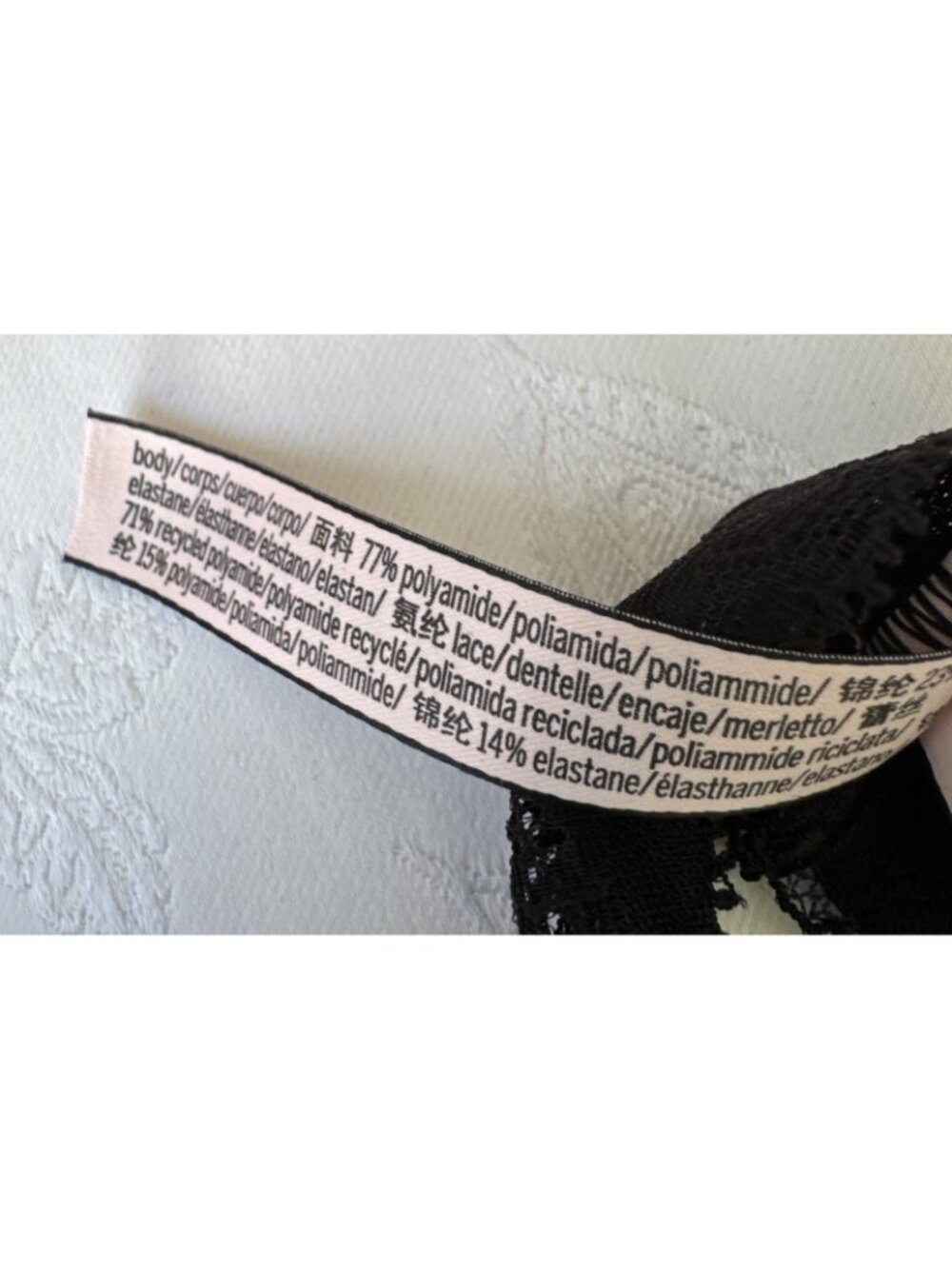 VICTORIA'S SECRET L BODY BY VICTORIA BLACK SILKY GOLD CHARM THONG PANTIES NWT - Picture 6 of 7